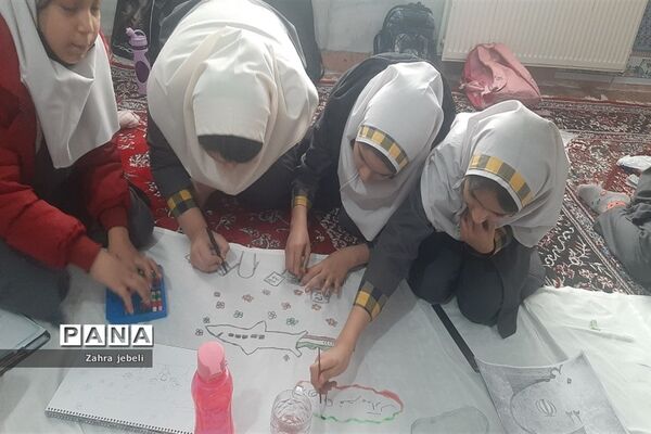 اجرای نقاشی همگانی در دبستان ام البنین خلیفه صفادشت