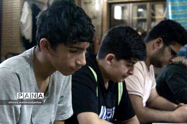 مراسم معنوی اعتکاف در گلوگاه