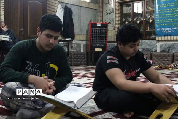 مراسم معنوی اعتکاف در گلوگاه