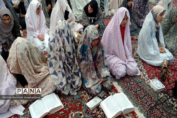 آیین اعتکاف دانش‌آموزی در تربت جام
