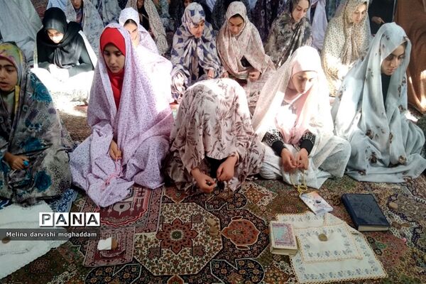 آیین اعتکاف دانش‌آموزی در تربت جام