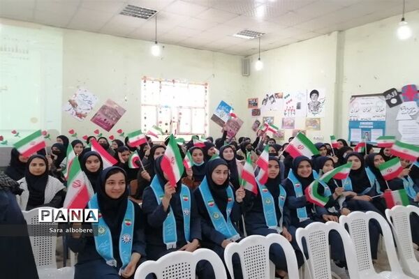افتتاح نمایشگاه مدرسه انقلاب در شادگان