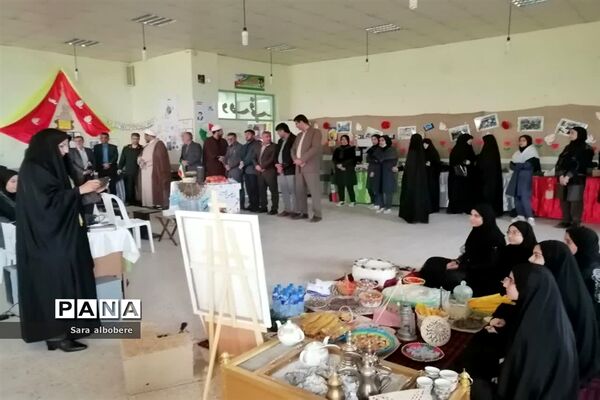 افتتاح نمایشگاه مدرسه انقلاب در شادگان