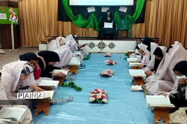 اعتکافی متفاوت در مدرسه شاهد مسفروش کاشان