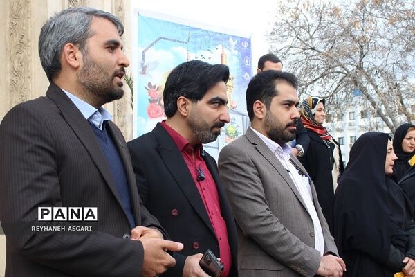 بدرقه دانش‌‌آموزان دختر زیارت‌ اولی شهرستان‌های تهران به سفر مشهد مقدس