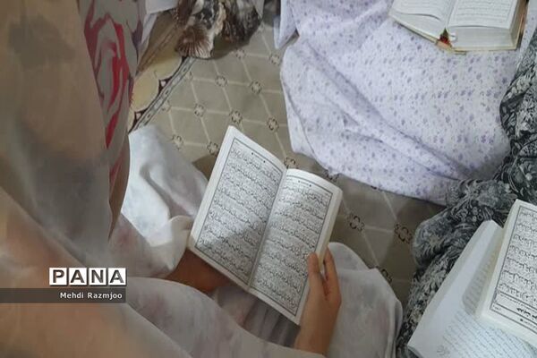 اعتکاف دانش‌آموزی در بوشهر