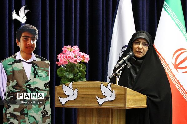 جشن بزرگ «نونهالان گام دوم انقلاب اسلامی»