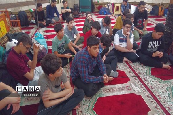 برگزاری مراسم معنوی اعتکاف دانش‌آموزی با عنوان «فرصت وصل» در رشت