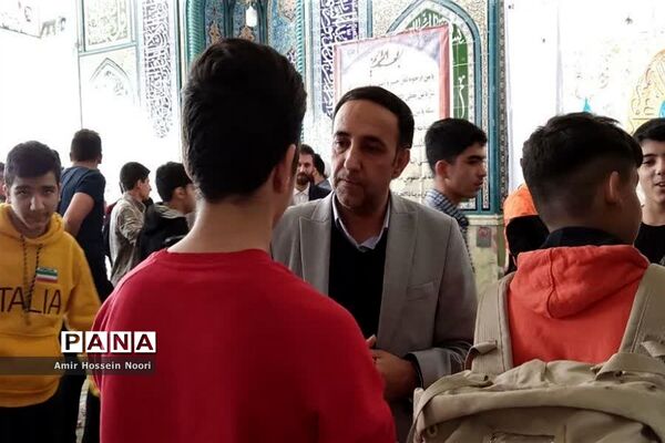 مراسم معنوی اعتکاف دانش‌آموزی در شهرستان قرچک