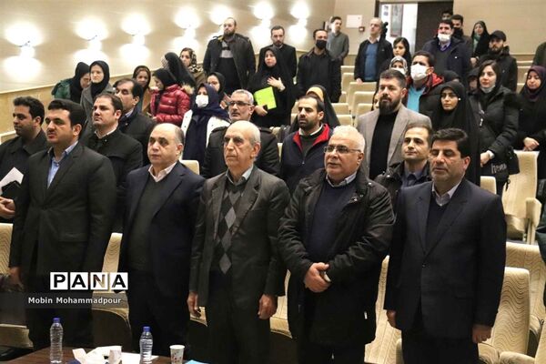نشست مطبوعاتی رئیس سازمان جهاد کشاورزی آذربایجان شرقی