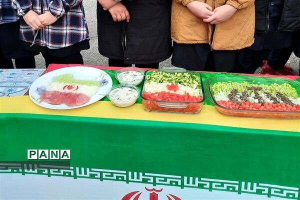 جشنواره غذا  در دبیرستان توحید شهرستان قدس