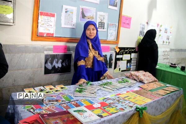 نمایشگاه دهه فجر در دبیرستان ابراهیم، ناحیه یک شهرری