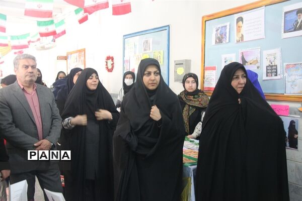 نمایشگاه دهه فجر در دبیرستان ابراهیم، ناحیه یک شهرری