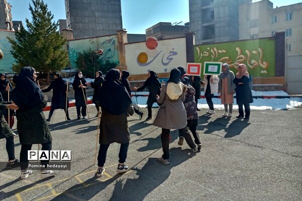 برگزاری المپیاد ورزشی ویژه دهه فجر در هنرستان مبتکران رودهن