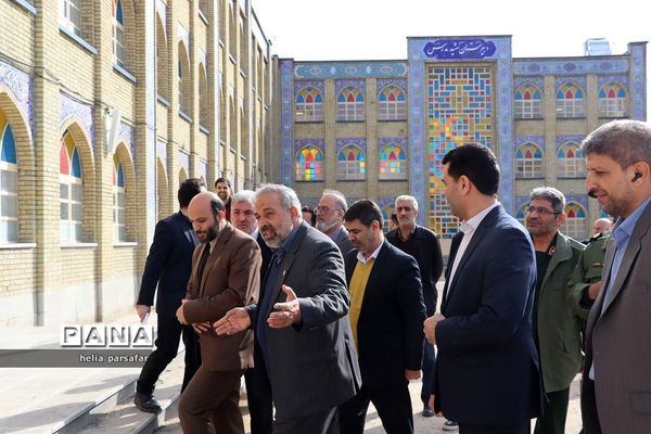 برگزاری آیین بهره‌برداری دبیرستان ماندگار شهید مدرس آموزش و پرورش ناحیه 2 شهرری