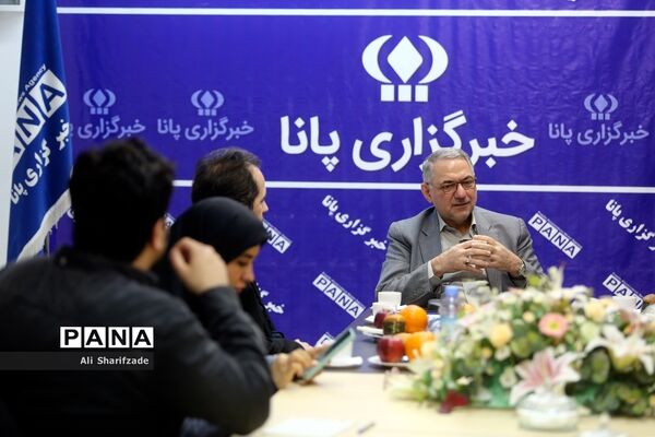بازدید محمود امانی طهرانی دبیرکل شورای عالی آموزش‌ و پرورش از خبرگزاری پانا