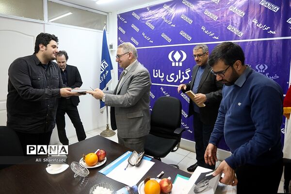 بازدید محمود امانی طهرانی دبیرکل شورای عالی آموزش‌ و پرورش از خبرگزاری پانا