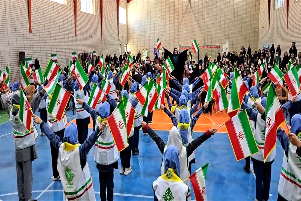 برگزاری همایش بزرگ استانی یاوران انقلاب در  اصفهان-1