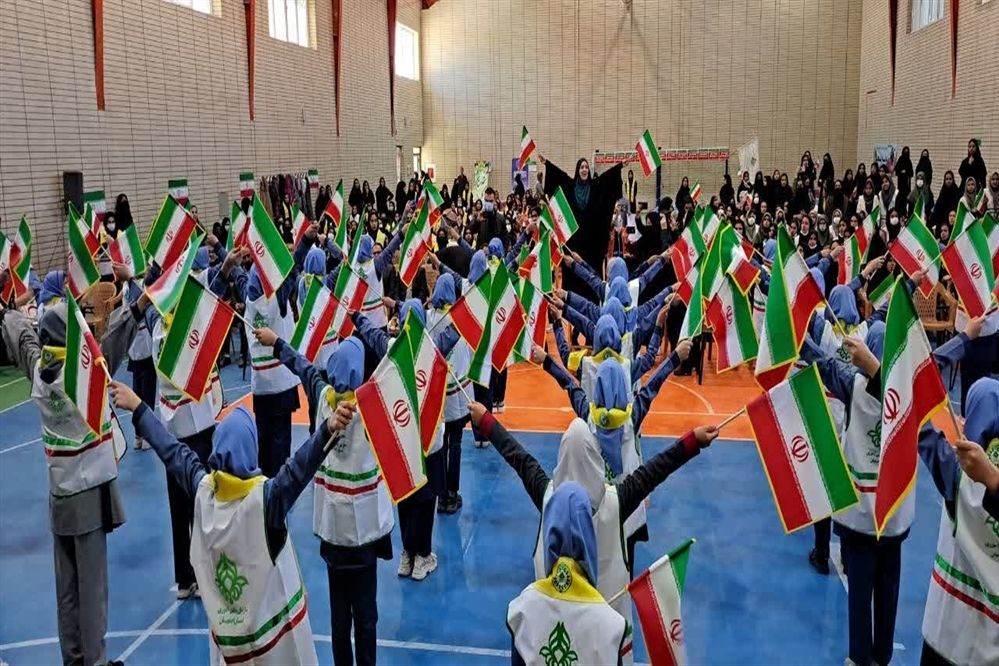 برگزاری همایش بزرگ استانی یاوران انقلاب در  اصفهان-1