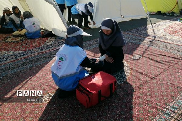 جشن یاوران انقلاب در مدرسه کمیساریا ۲۰۲۰ پاکدشت