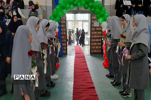 مراسم یاوران انقلاب دختران ناحیه ۷ مشهد