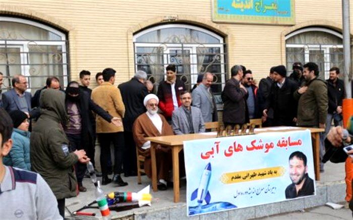 هرکس به خاطر خدا بیاموزد، عمل کند و آموزش بدهد ارزش او تا آسمان‌ها است