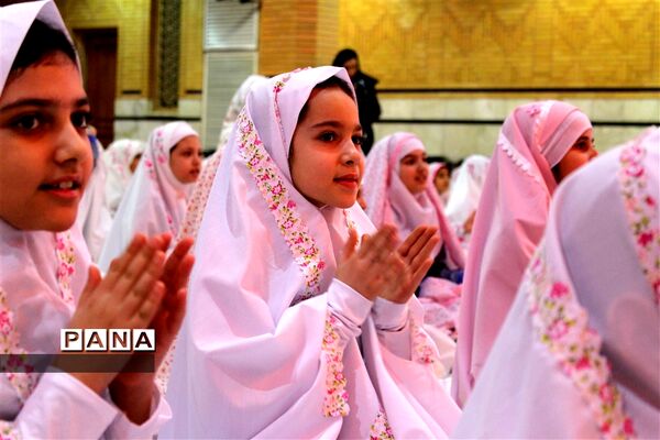جشن تکلیف دانش‌آموزی در زنجان