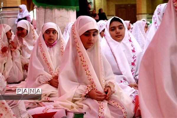 جشن تکلیف دانش‌آموزی در زنجان