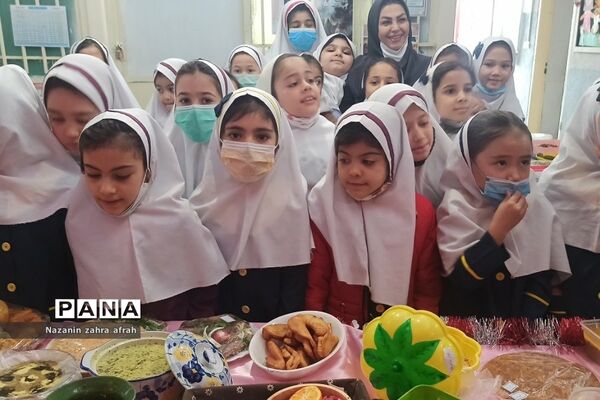 برگزاری جشنواره فجر و سلامت در دبستان حضرت زهرا(س) ۲ رودهن