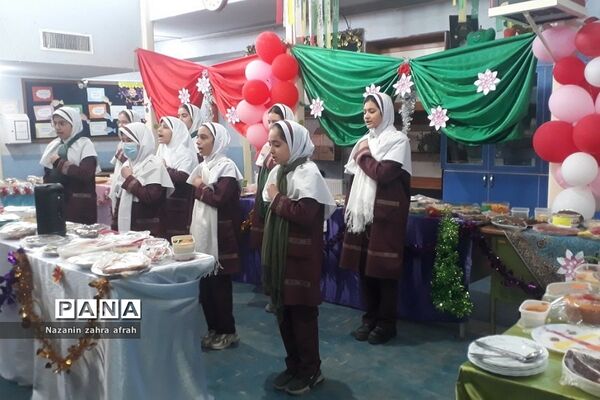 برگزاری جشنواره فجر و سلامت در دبستان حضرت زهرا(س) ۲ رودهن
