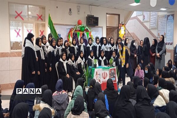 جشن انقلاب در مدارس شهرستان کاشمر