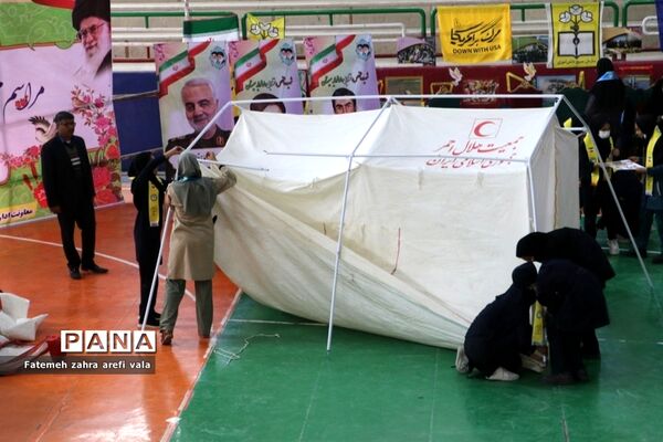 مانور یاوران انقلاب