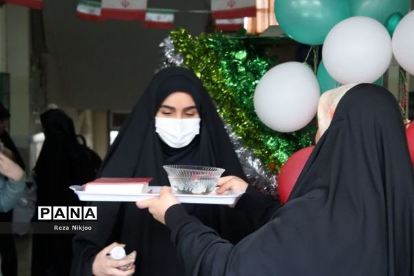 دانش‌آموزان بهارستانی راهی کربلای ایران شدند