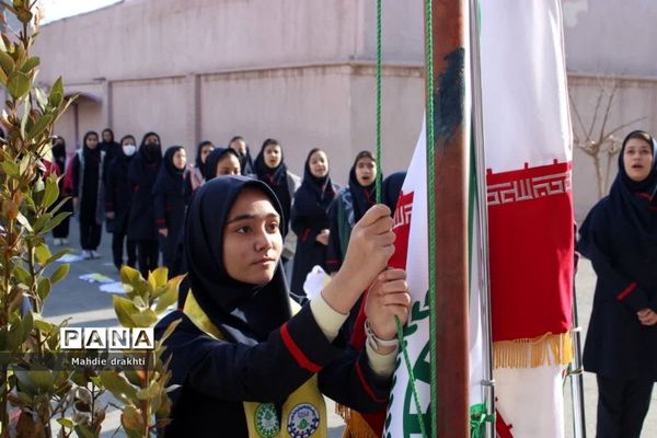 مراسم باشکوه یاوران انقلاب در بهارستان یک
