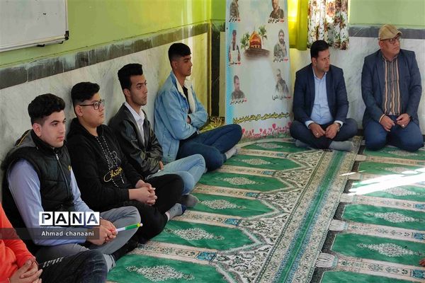 جشن پیروزی انقلاب اسلامی در مدارس کارون