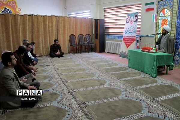 برگزاری جشن انقلاب در آموزش و پرورش شهرستان پردیس