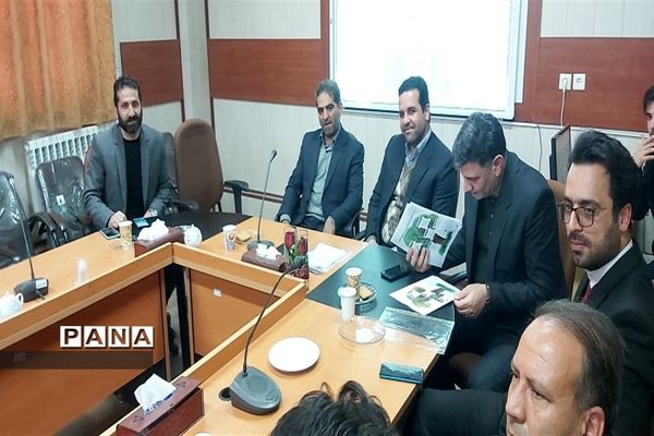 رونمایی از اولین شماره نشریه الکترونیک، ارگان امور جوانان آموزش و پرورش خلیل‌آباد