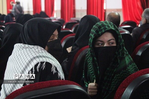 برگزاری مراسم اعزام و بدرقه دانش‌آموزان بهارستانی به اردوی راهیان نور