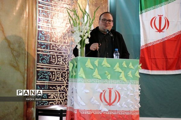 مراسم یادواره شهدای دفاع مقدس در اردوگاه ثامن الحجج