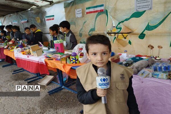 برگزاری بازارچه از دست‌سازه‌های دانش‌آموزان در دبستان پسرانه امامت