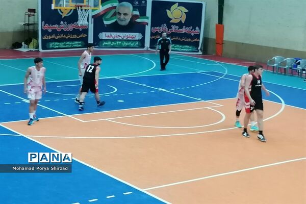 فینال مسابقات بسکتبال دانش‌آموزی در شیراز
