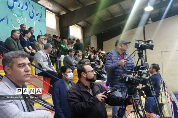 فینال مسابقات بسکتبال دانش‌آموزی در شیراز