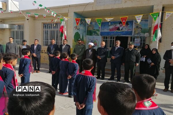 افتتاح زمین چمن مدرسه قرآنی شهید محمدمنتظر قائم شهرستان خاتم
