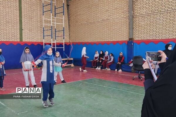 برگزاری مسابقات ورزشی ویژه دانش‌آموزان در فشافویه