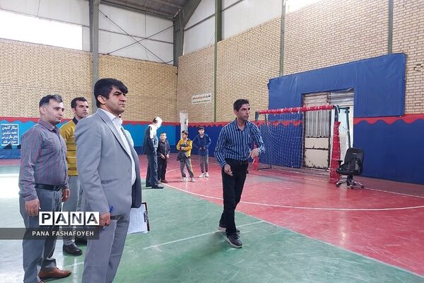 برگزاری مسابقات ورزشی ویژه فرهنگیان فشافویه