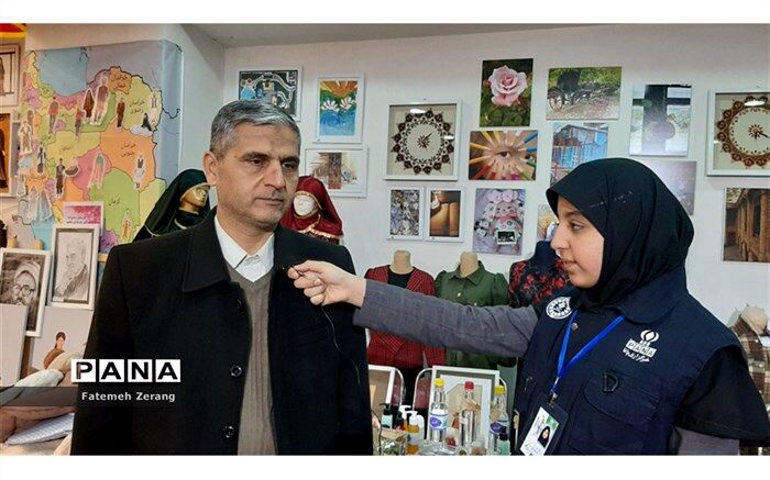 افتتاحیه نمایشگاه دست آوردهای بانوان کار‌آفرین فرصت خوبی برای دیده شدن کار دانش‌آموزان بود