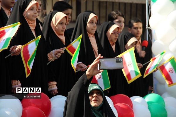 راهپیمایی باشکوه 22 بهمن در ناحیه یک شهرری