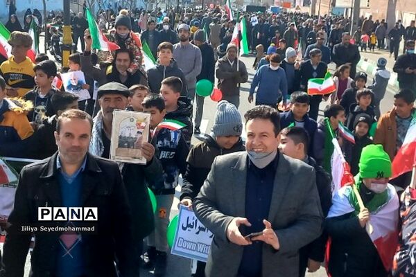 راهپیمایی باشکوه 22 بهمن در ناحیه یک شهرری