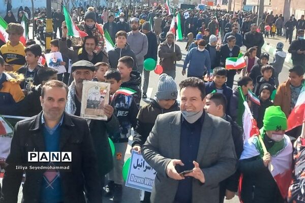 راهپیمایی باشکوه 22 بهمن در ناحیه یک شهرری
