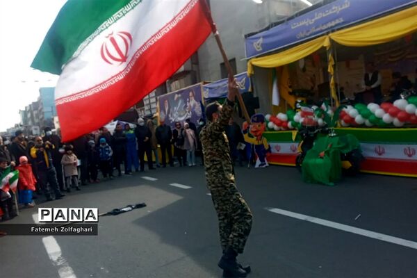 حضور پرشور مردم در جشن چهل و چهارمین سالگرد انقلاب اسلامی ایران